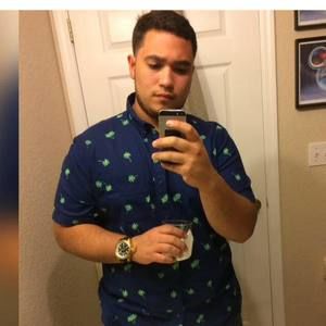 Meet your Posher, Moises